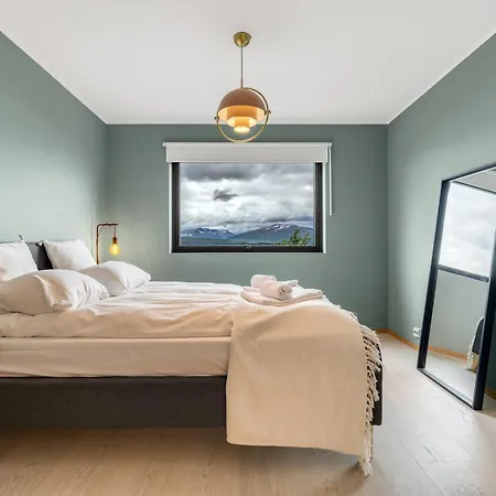 Floylia - Luxurious With Sauna & Sea View Villa *