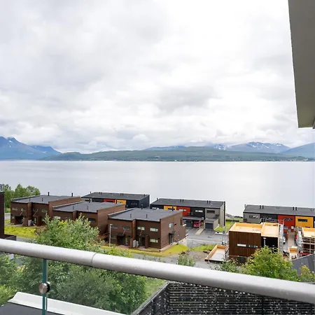 Villa Floylia - Luxurious With Sauna & Sea View